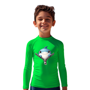 Camiseta Tubarão Azul Fofo Saindo Da Camisa Térmica Juvenil Infantil Proteção Solar Uv 50+ Estampada - 12