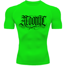 Camiseta Compressão Térmica Proteção UV +50 Manga Curta Lettering Tattoo Atoomic Gótico