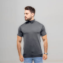 Camiseta Curta Gola Alta Cinza Proteção Solar 50+