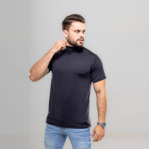 Camiseta Curta Gola Alta Proteção Solar 50+ preta